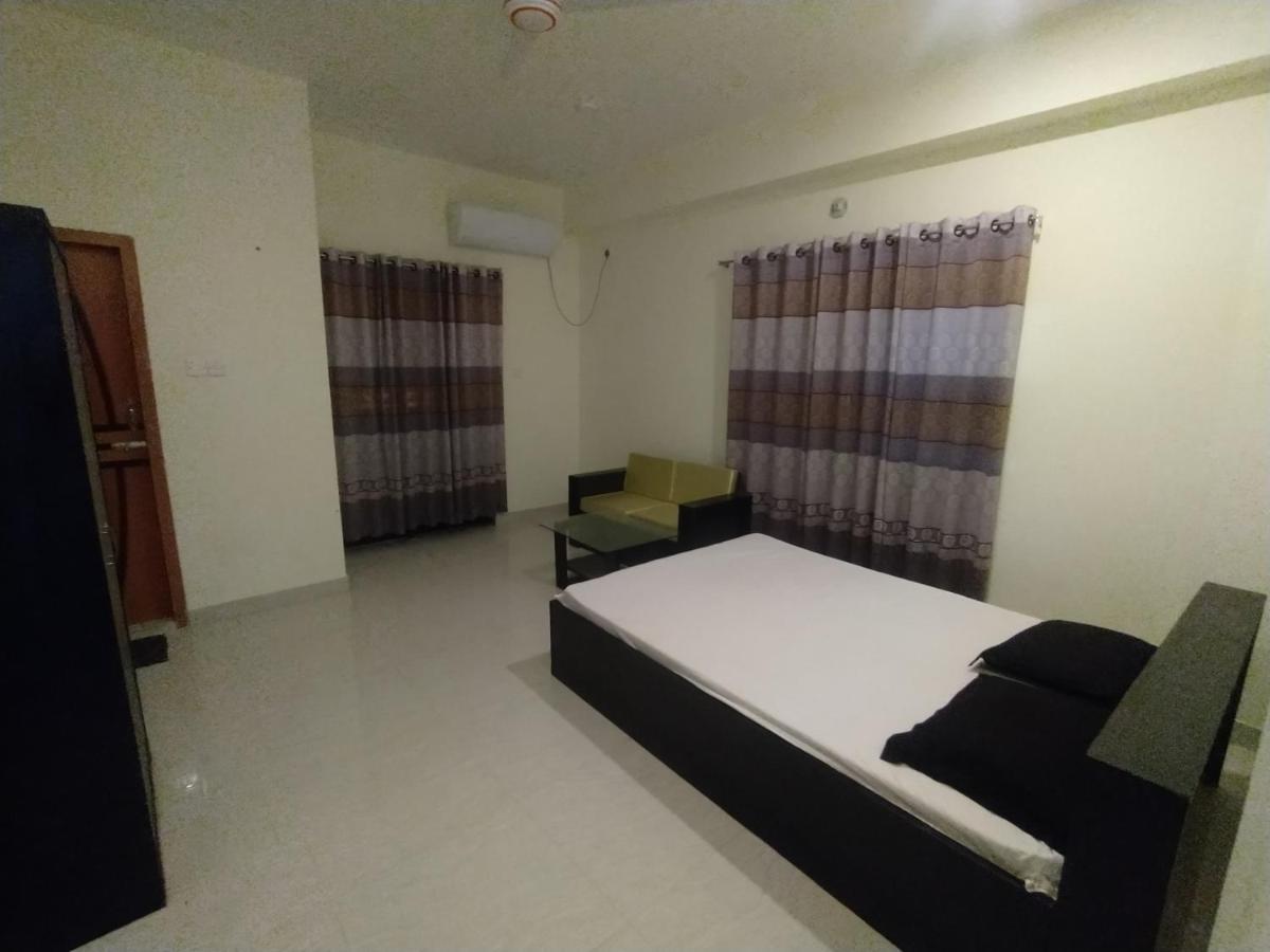 Rose Garden Guest House Khulna Exteriör bild