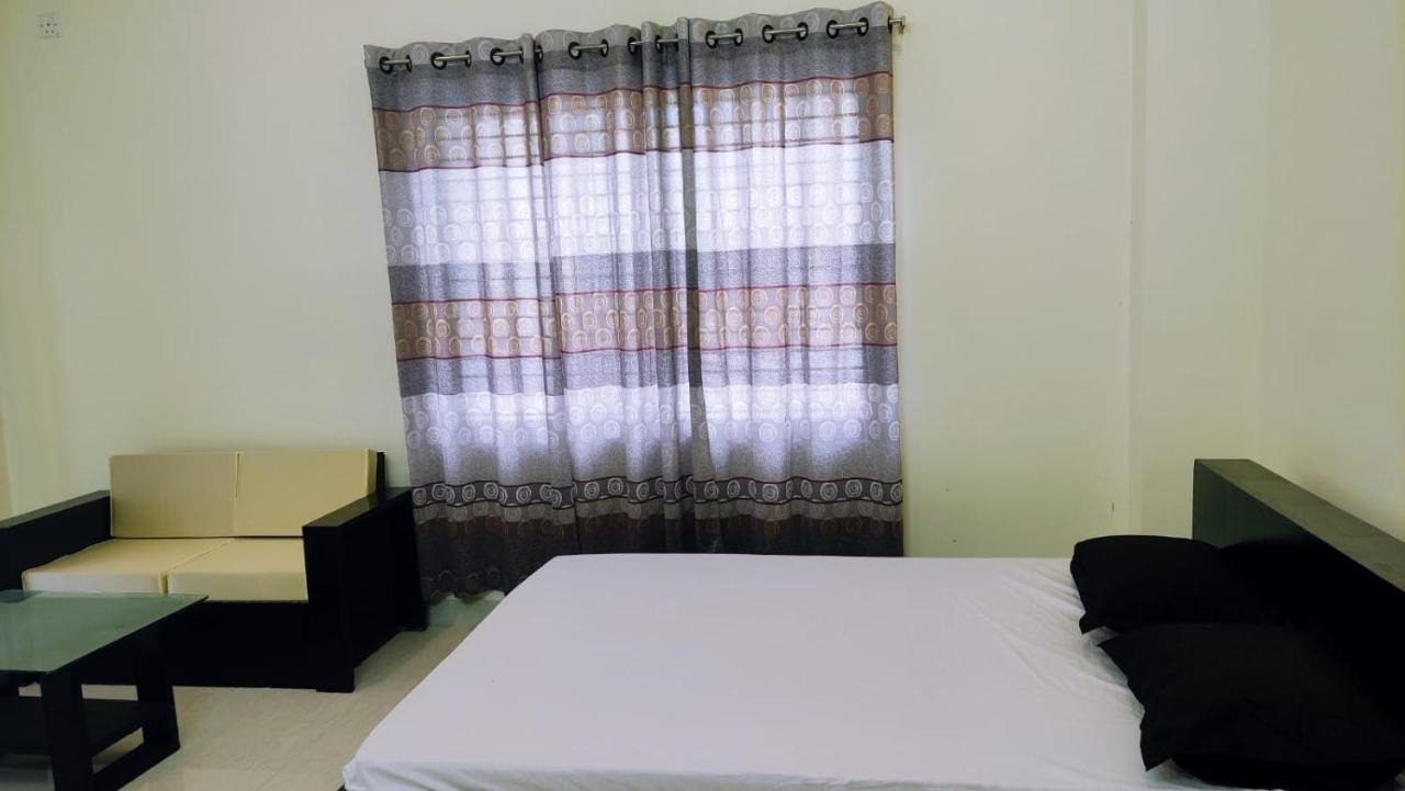 Rose Garden Guest House Khulna Exteriör bild
