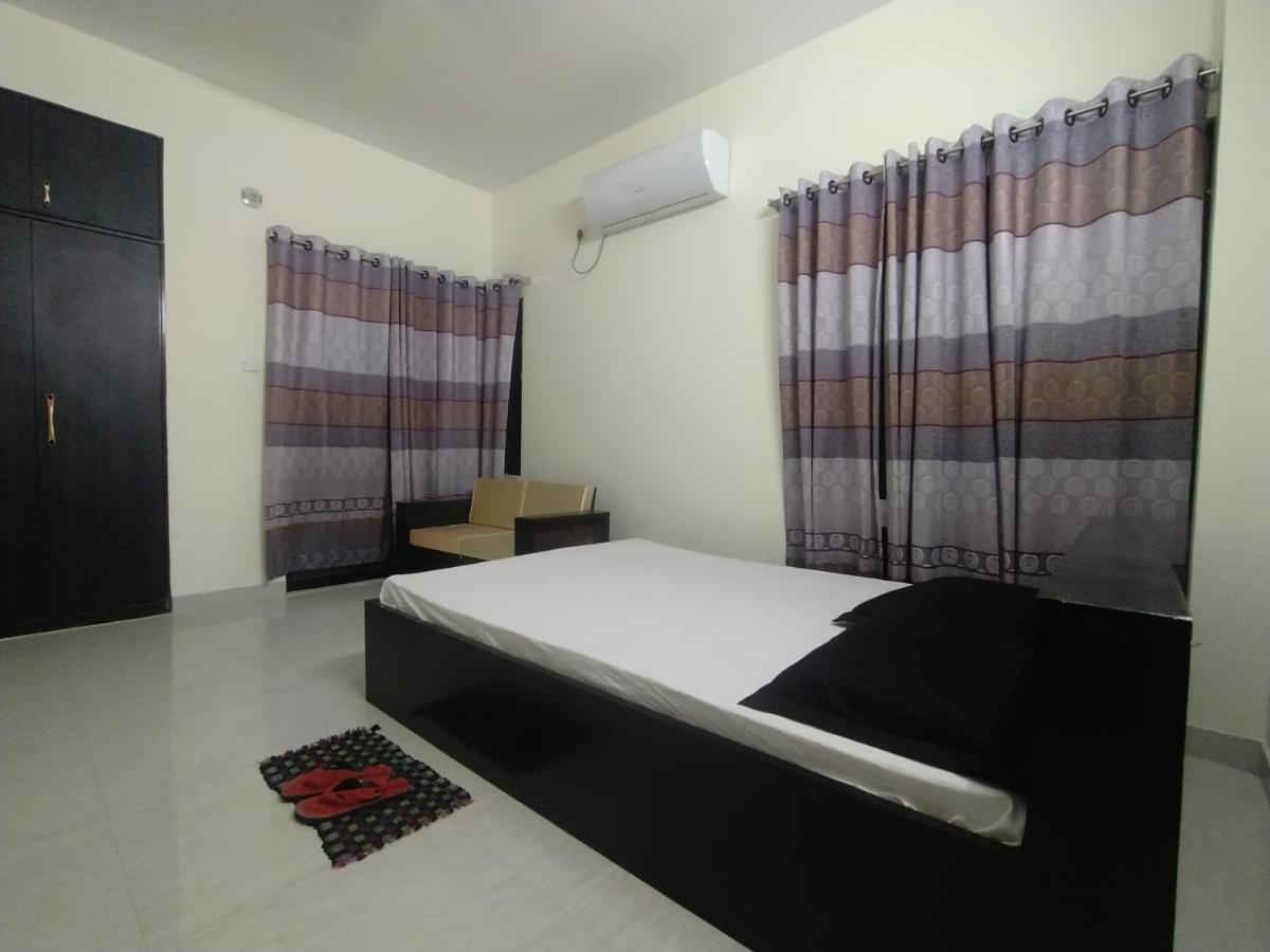 Rose Garden Guest House Khulna Exteriör bild